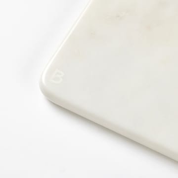 Planche à découper Olina de 26x30 cm - White marble - Broste Copenhagen