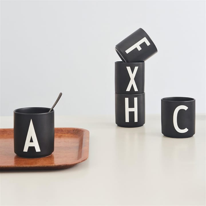 Mug Design Letters noir - M - Design Letters